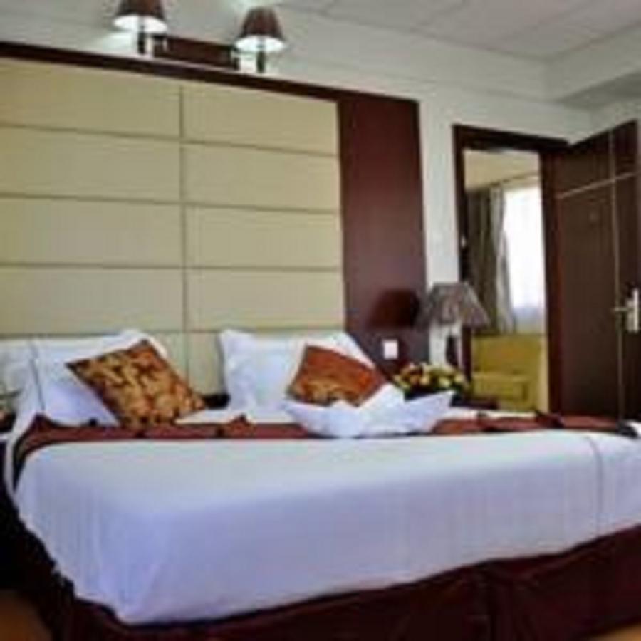 Rahnile Hotel Бахир Дар Екстериор снимка