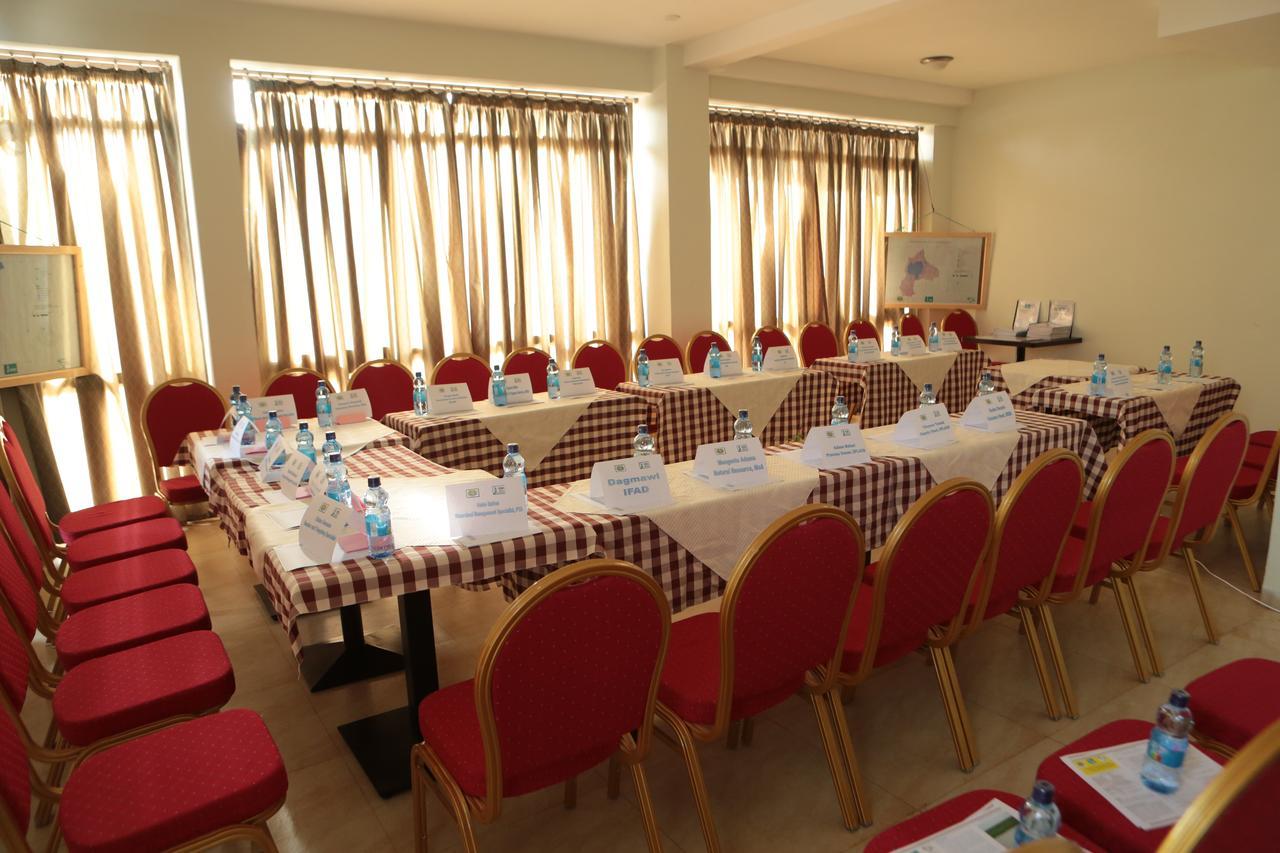 Rahnile Hotel Бахир Дар Екстериор снимка